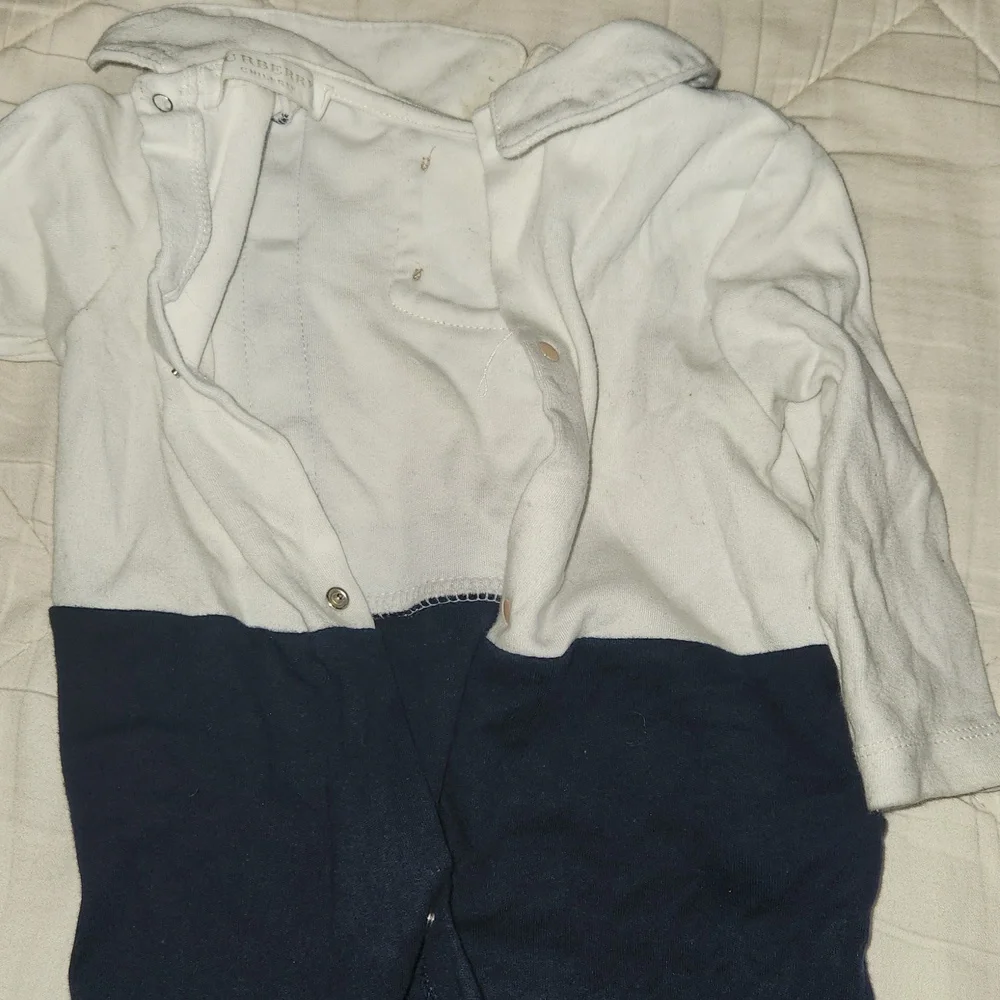 Authentic Burberry coverall outfit - Picture 8 of 9